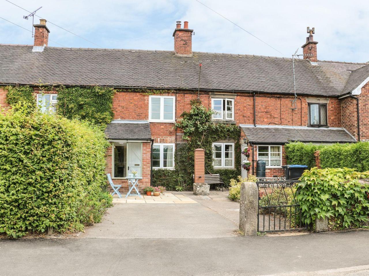 Callow Cottages Ashbourne  Zewnętrze zdjęcie